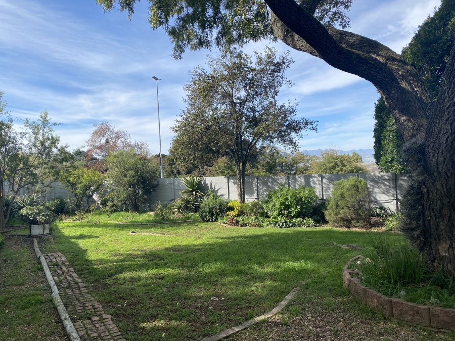 4 Bedroom Property for Sale in Durbanville Hills Western Cape